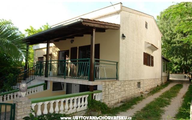 Appartements Tome - Unterkunft Sv. Filip i Jakov Kroatien