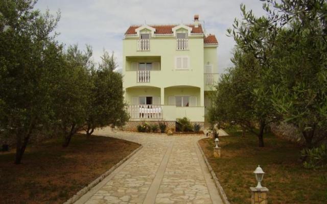 Haus Andela - Unterkunft Sv. Filip i Jakov Kroatien