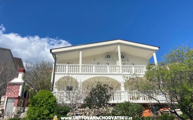 Appartements Bonny - Unterkunft Karlobag Kroatien