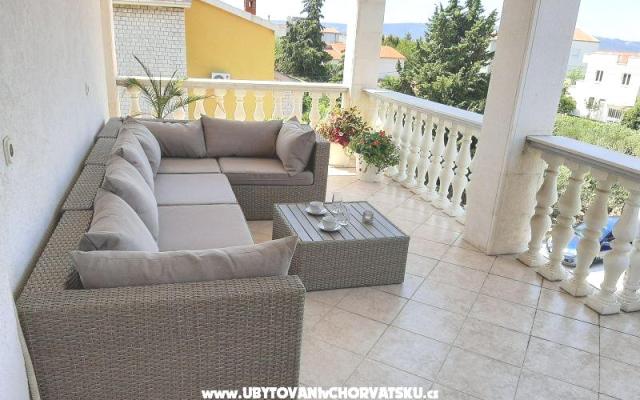 Appartements Hrga - Unterkunft Kastela Kroatien