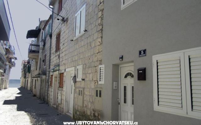 Holiday Home Sara- Kastel Stafilic - Unterkunft Kastela Kroatien