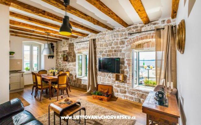 Sea Castle Appartement Gajo - Unterkunft Kastela Kroatien