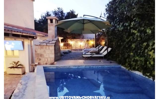 Apartment Robert - Unterkunft Makarska Kroatien