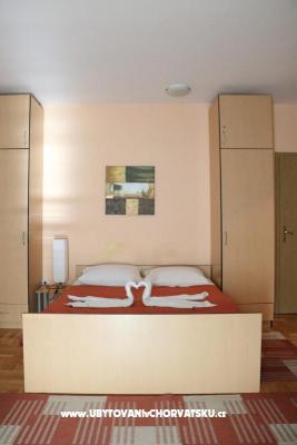 Appartements Kujundžić - Unterkunft Makarska Kroatien