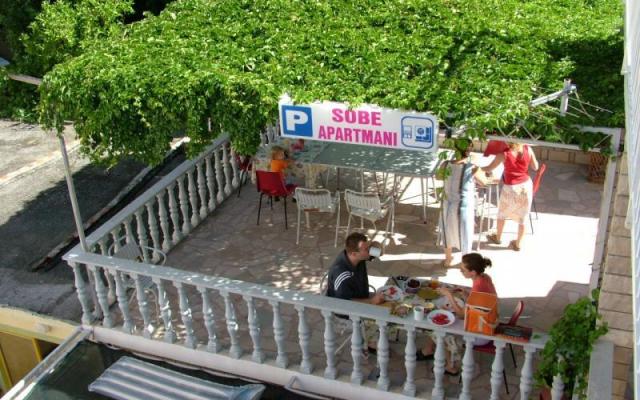 Appartments Mira i Zdenko Roso - Unterkunft Makarska Kroatien