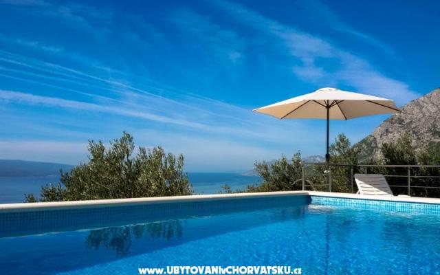 Ferienwohnungen mit Pool - Unterkunft Makarska Kroatien