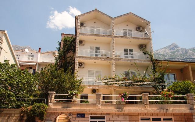 Villa Neda - Unterkunft Makarska Kroatien