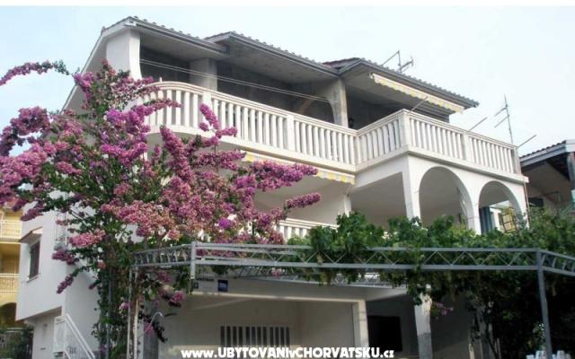 Appartements Marasović - Unterkunft Marina - Trogir Kroatien