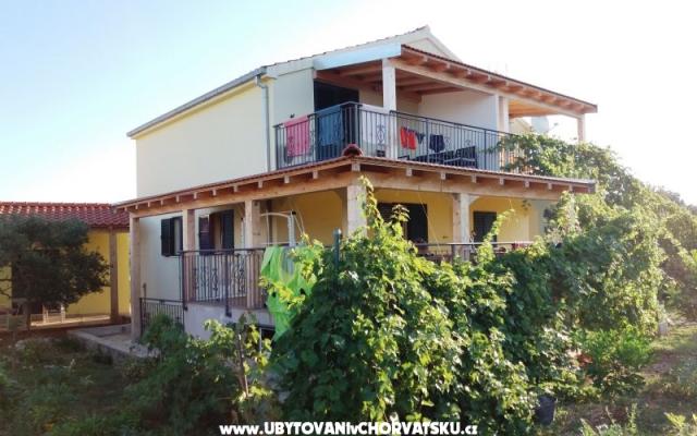 Ferienwohnungen Liljana - Unterkunft Marina - Trogir Kroatien