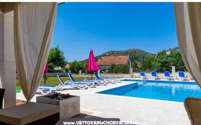 MiL Mare Holiday Appartement - Unterkunft Marina - Trogir Kroatien