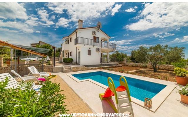 Appartements Vila Nena mit Pool - Unterkunft Marina - Trogir Kroatien
