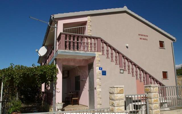 Appartements Budiša - Unterkunft Maslenica Kroatien