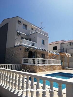 Ferienhaus Postonjski - Unterkunft Maslenica Kroatien