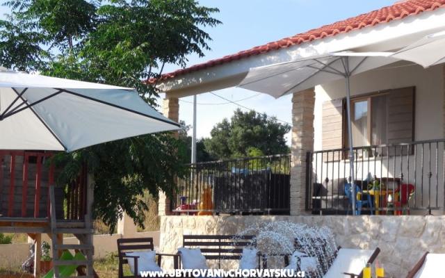 Haus za odmor "Arwen" - Unterkunft Novalja - Pag Kroatien