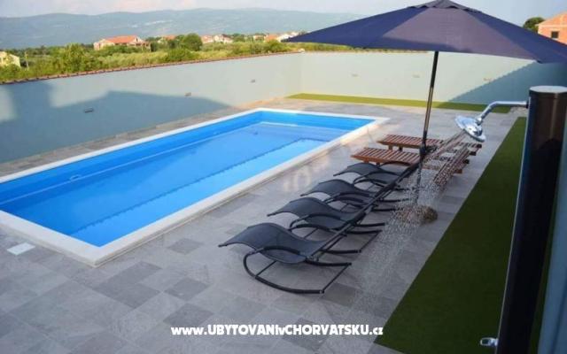 Holiday Haus Meri - Unterkunft Novigrad Kroatien