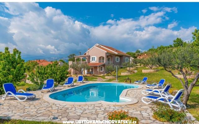 Villa Marija - Unterkunft Novigrad Kroatien