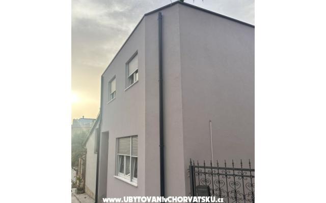 Ferienhaus Lamari - Unterkunft Novi Vinodolski Kroatien
