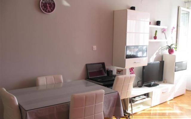 Apartment Ivančica - Unterkunft Omis Kroatien