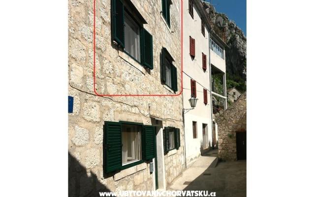 Apartment Mario - Unterkunft Omis Kroatien