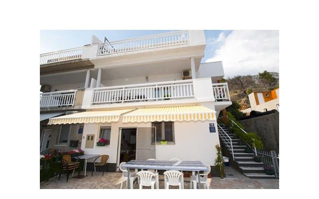 Appartements Nada - Unterkunft Omis Kroatien
