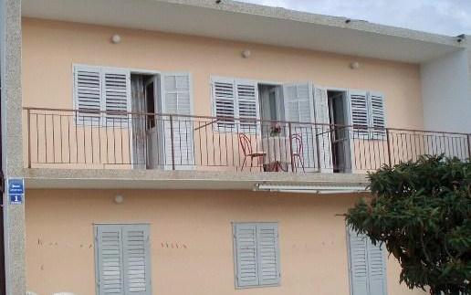 Appartements Suzana - Unterkunft Omis Kroatien