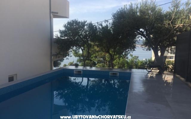 Appartements Milka i Jozo - Unterkunft Omis Kroatien