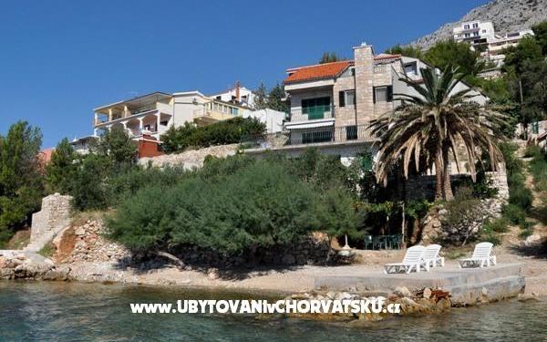 Ferienwohnungen Nives - Unterkunft Omis Kroatien