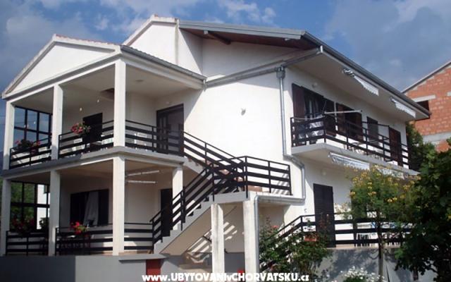 Appartements vesela - Unterkunft Starigrad Paklenica Kroatien