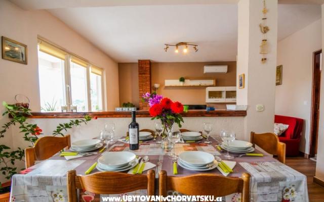 Appartements Bepo - Unterkunft Pakostane Kroatien