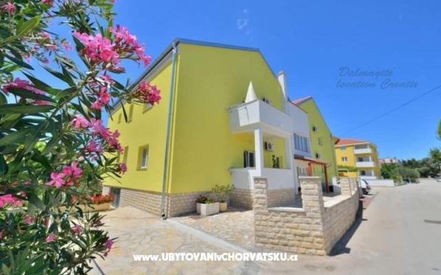 Appartements Maksan Josip - Unterkunft Pakostane Kroatien