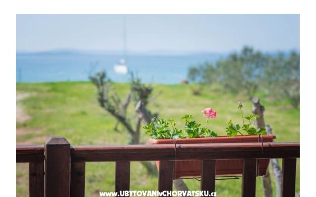 Mobile beach house Lovre Blaž - Unterkunft Pakostane Kroatien