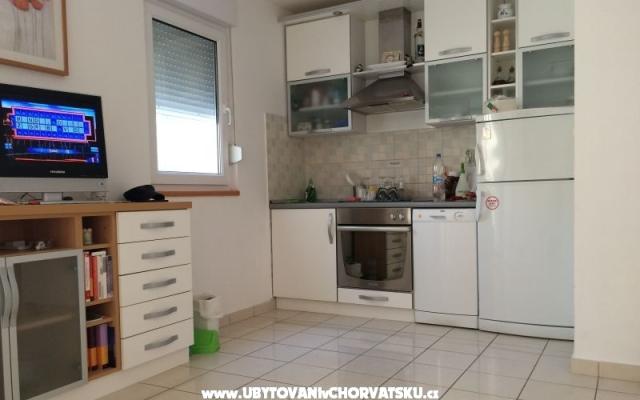Dedic apartment***** - Unterkunft Petrcane Kroatien