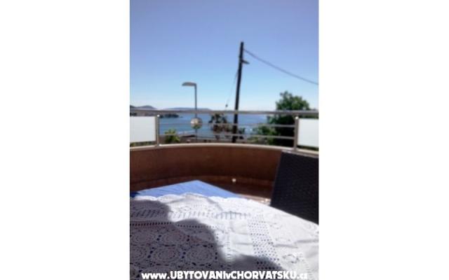Apartment Arthur - Unterkunft Podstrana Kroatien