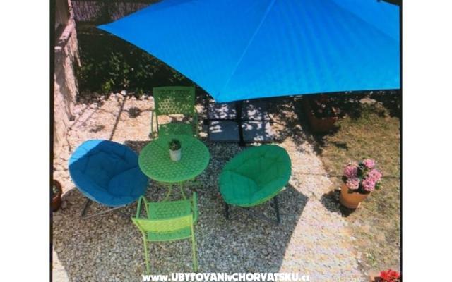 Apartment Čulić - Unterkunft Podstrana Kroatien