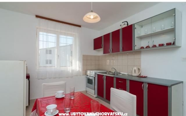 Apartment Renata - Unterkunft Podstrana Kroatien
