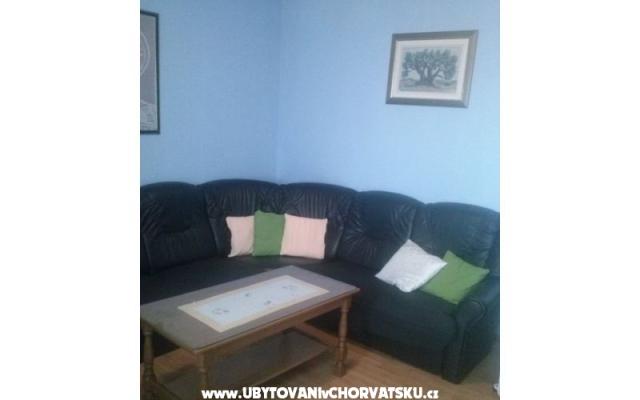 Appartements Dana - Unterkunft Podstrana Kroatien