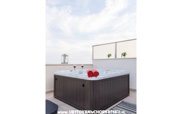 Bubbles Luxury Penthouse with jacuz - Unterkunft Podstrana Kroatien