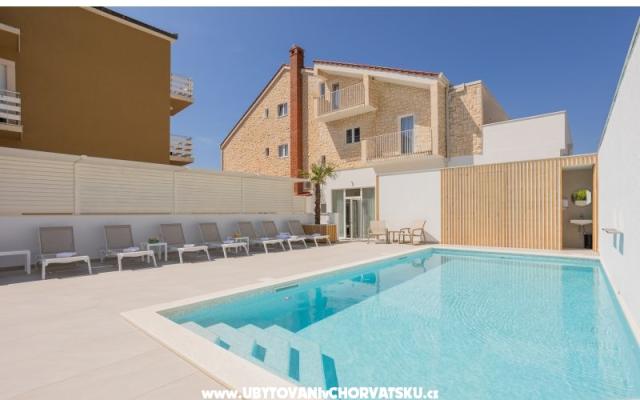 Villa Miki - Unterkunft Podstrana Kroatien