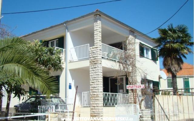 Appartements Mateo - Unterkunft Primosten Kroatien