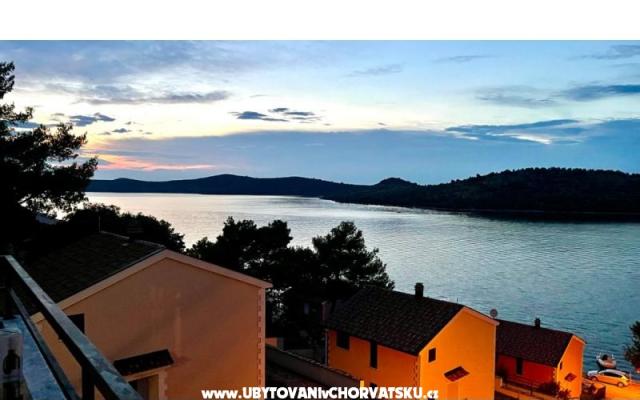 Ferienwohnungen Filipa - Unterkunft Primosten Kroatien
