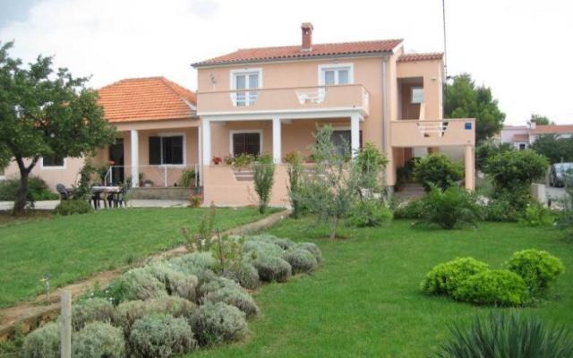Appartements Ive - Unterkunft Privlaka Kroatien