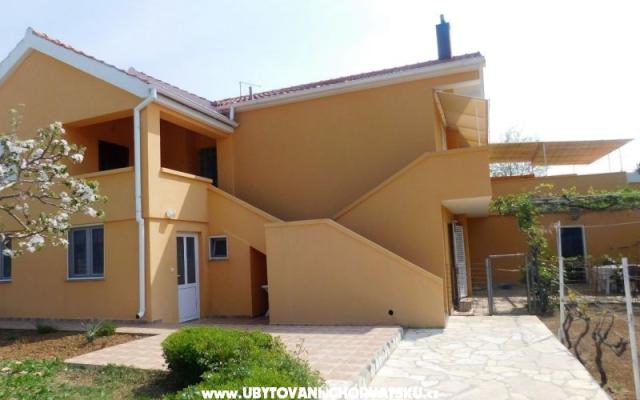 Apartmenti Julieta  - Unterkunft Privlaka Kroatien