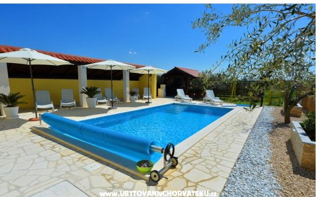 Appartements Simoni - Unterkunft Privlaka Kroatien