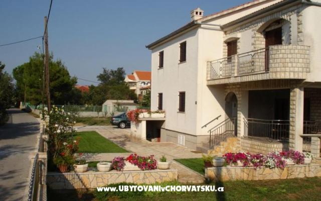 Ferienwohnungen Svetko - Unterkunft Privlaka Kroatien