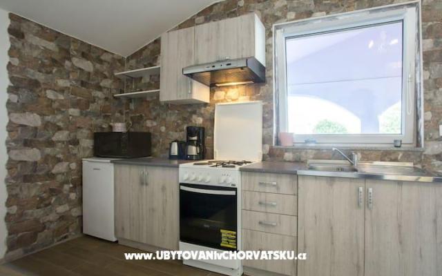 Apartment Križan - Unterkunft Pula Kroatien