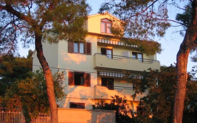 Appartements Grbin - Unterkunft Pula Kroatien