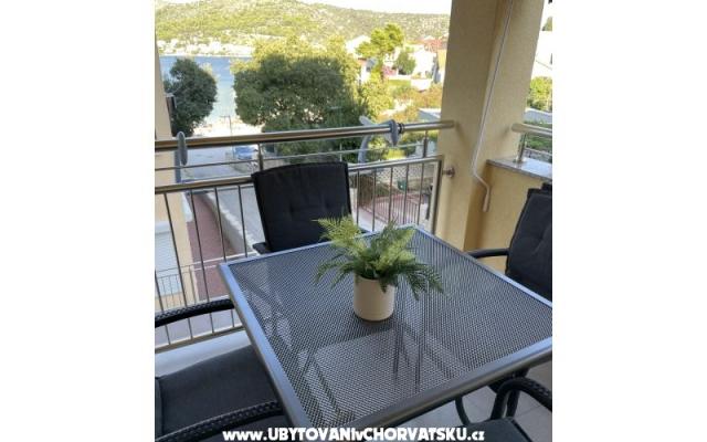 Apartment R - Unterkunft Rogoznica Kroatien