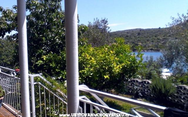 Apartment Rustika - Unterkunft Rogoznica Kroatien