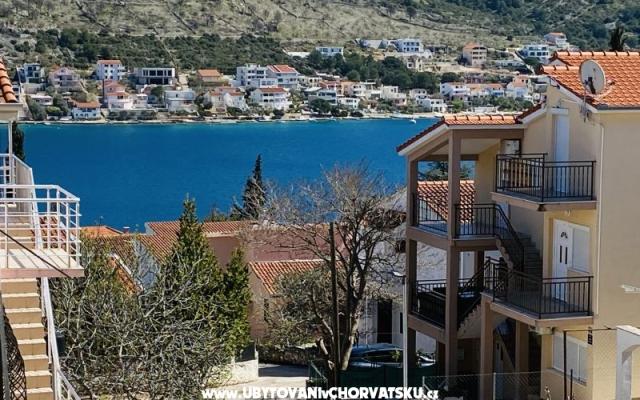 Haus Lucija  - Unterkunft Rogoznica Kroatien