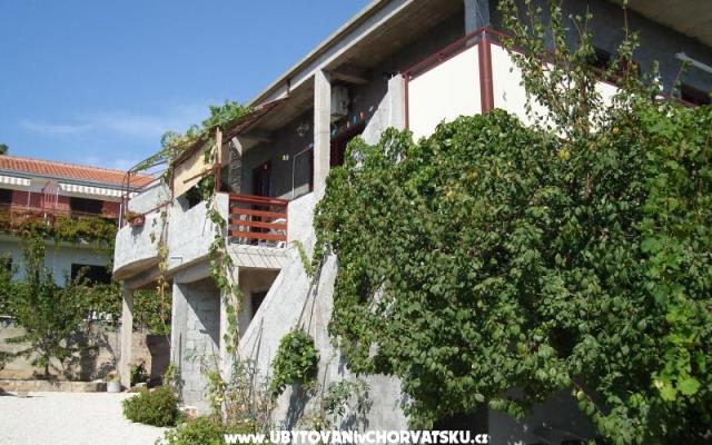 Ferienwohnungen Ercegovic - Unterkunft Rogoznica Kroatien